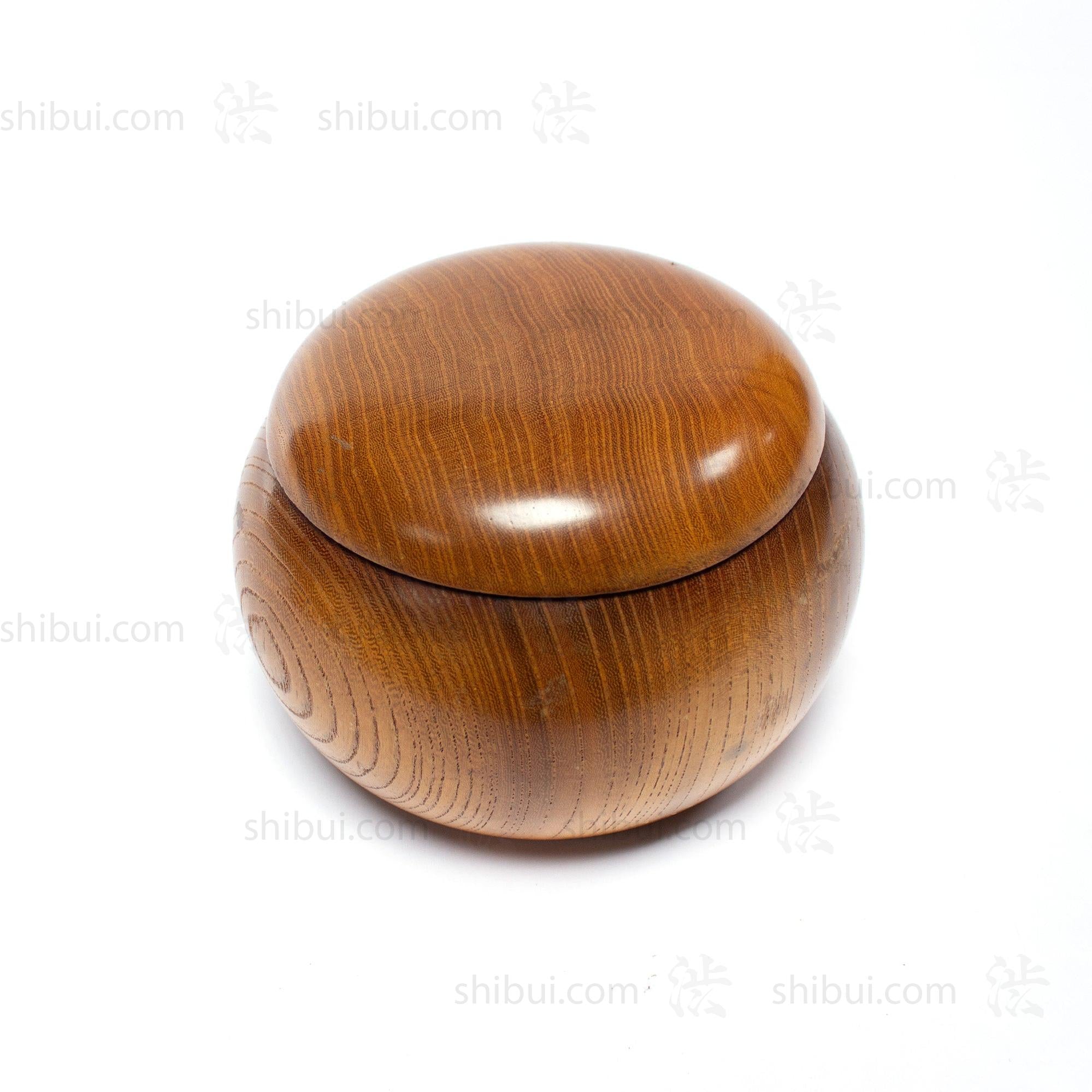 Top view of go seigen goke (rounded chinese-style go stone bowl).