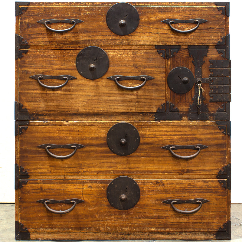 Kiri Isho Dansu | Antique Tansu Clothing Chest