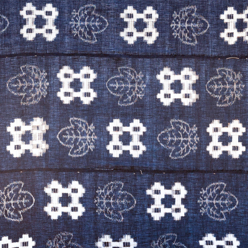 Japanese Antique (Early Taisho Era) Indigo Kasuri Fabric | Indigo Resi ...